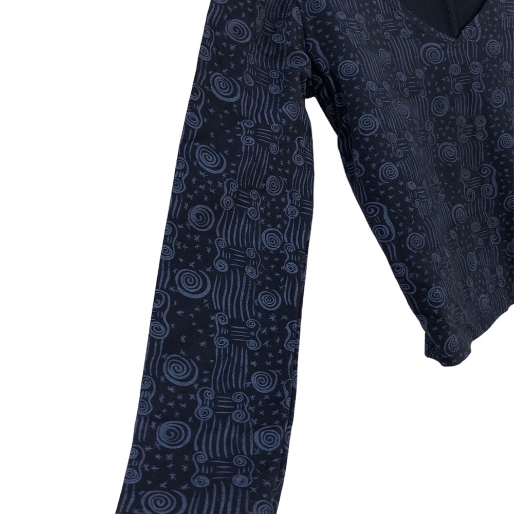 Gilda Marx Breathable’s Bodywear, V Neck, Long Sleeve, Grey and Black Print Top. - Picture 3 of 9